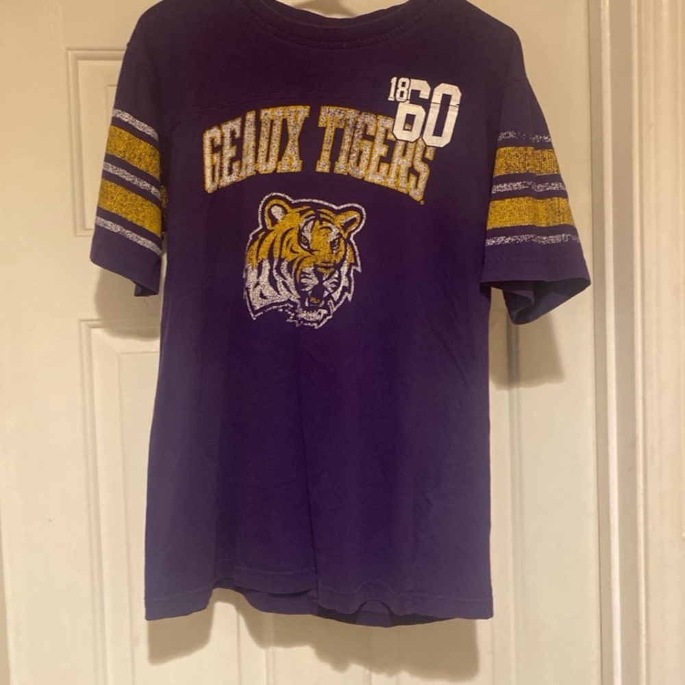 1860 Geaux Tigers Medium T-Shirt
